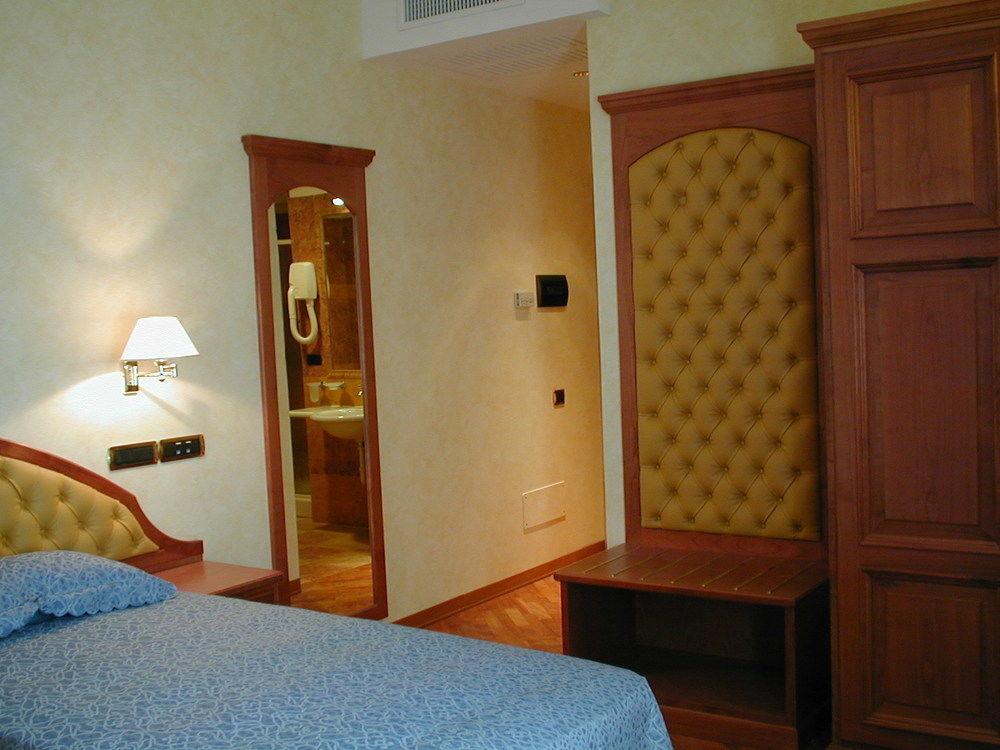 Hotel Antico Masetto Lamporecchio Buitenkant foto
